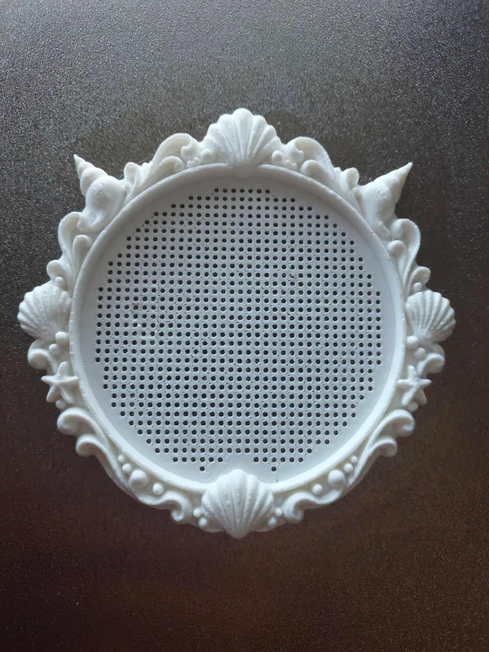 Printable Cross Seashell cross stitch frame - Free 3D Print Model - MakerWorld