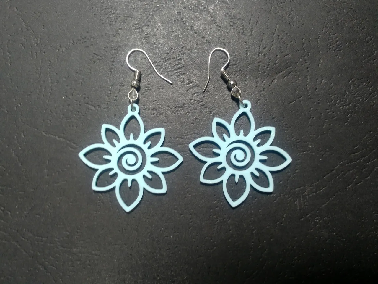 The Bloom of Entwined Paths Earrings view 3