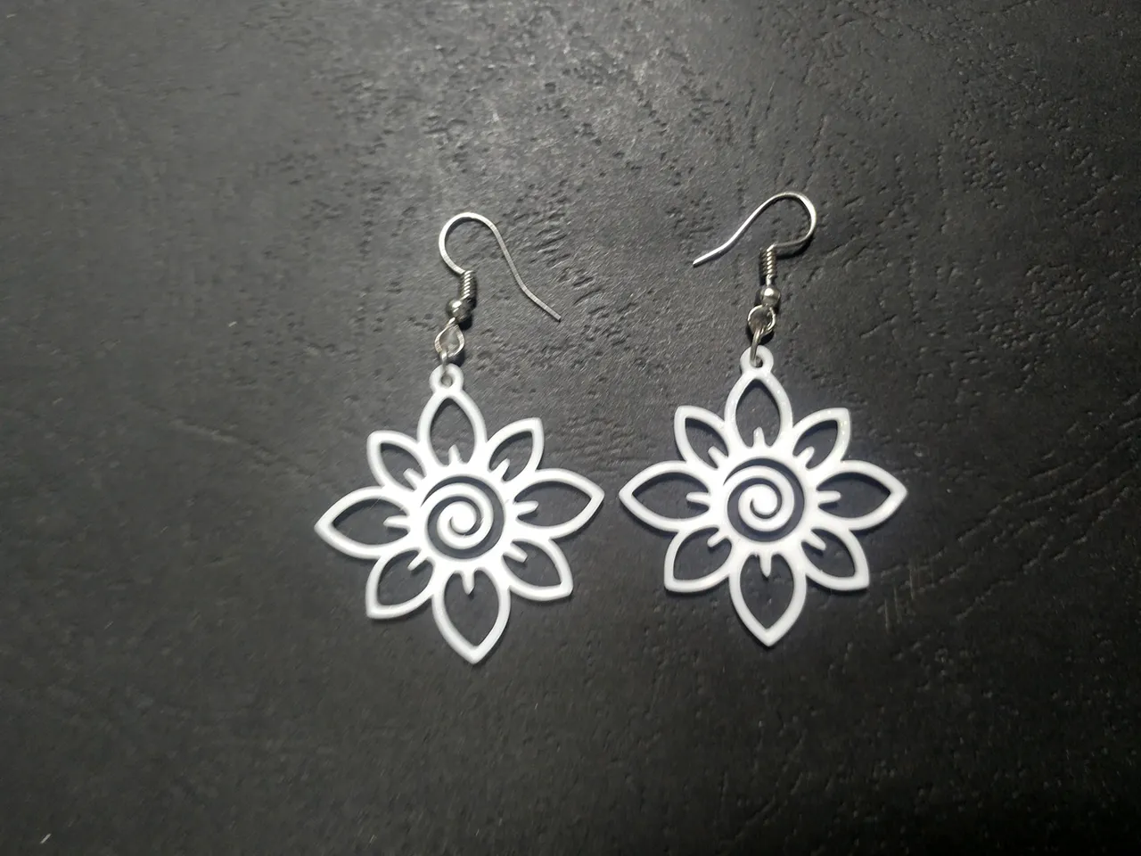 The Bloom of Entwined Paths Earrings view 2