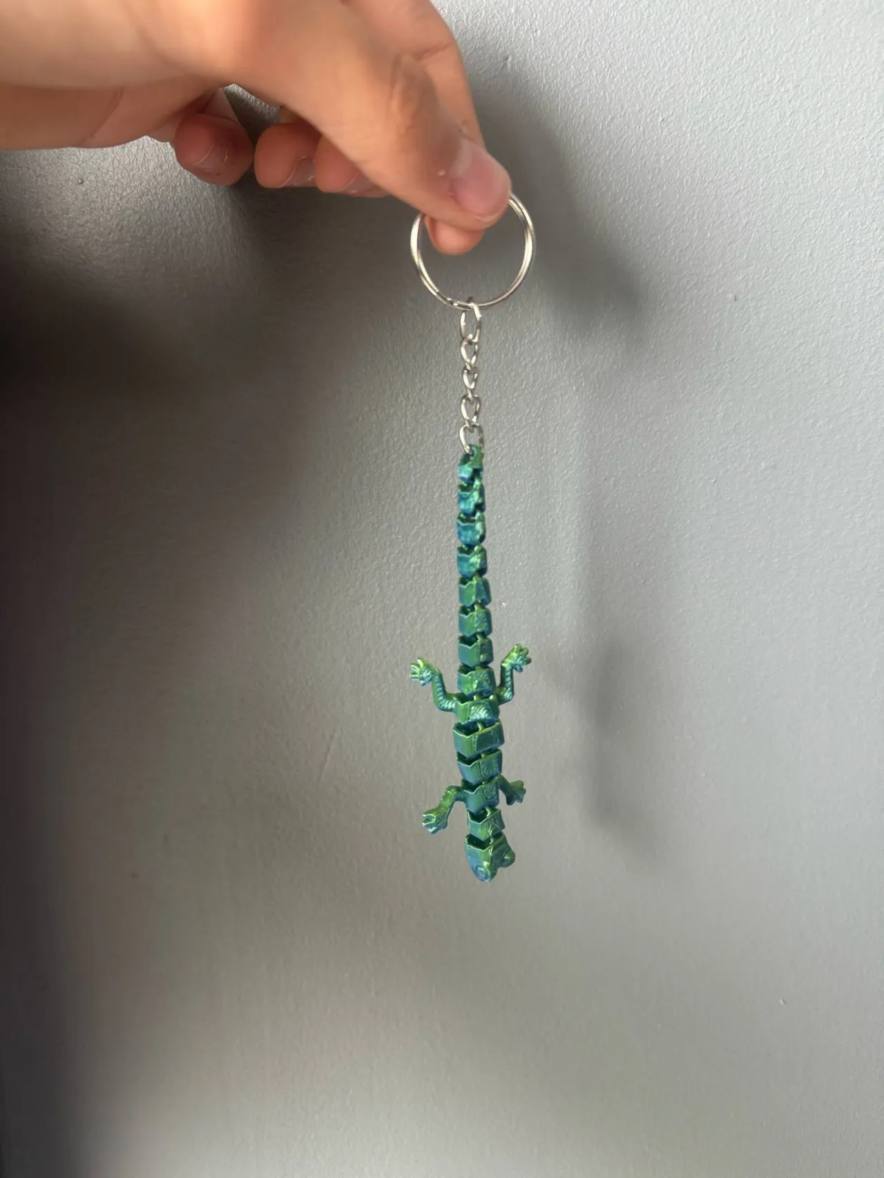 flexi lizard keychain view 2
