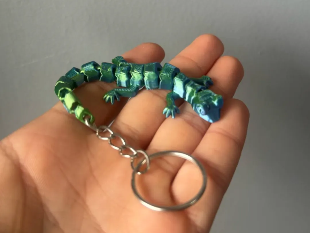 flexi lizard keychain by gasnica3d MakerWorld: Download Free 3D Models - 3D model önizlemesi