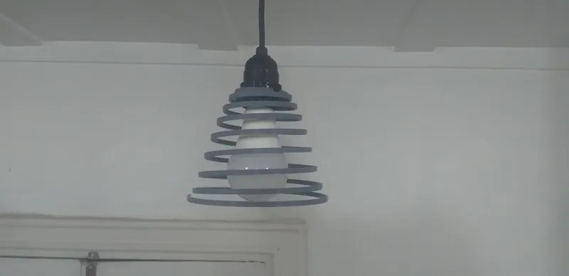 Circular Spiral Lamp (easy to print)