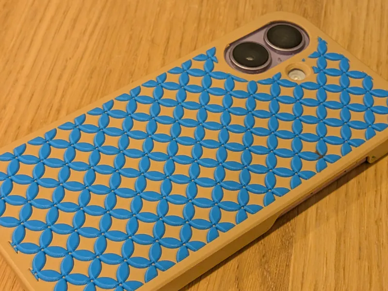 iPhone Base 17 Case Petal Texture