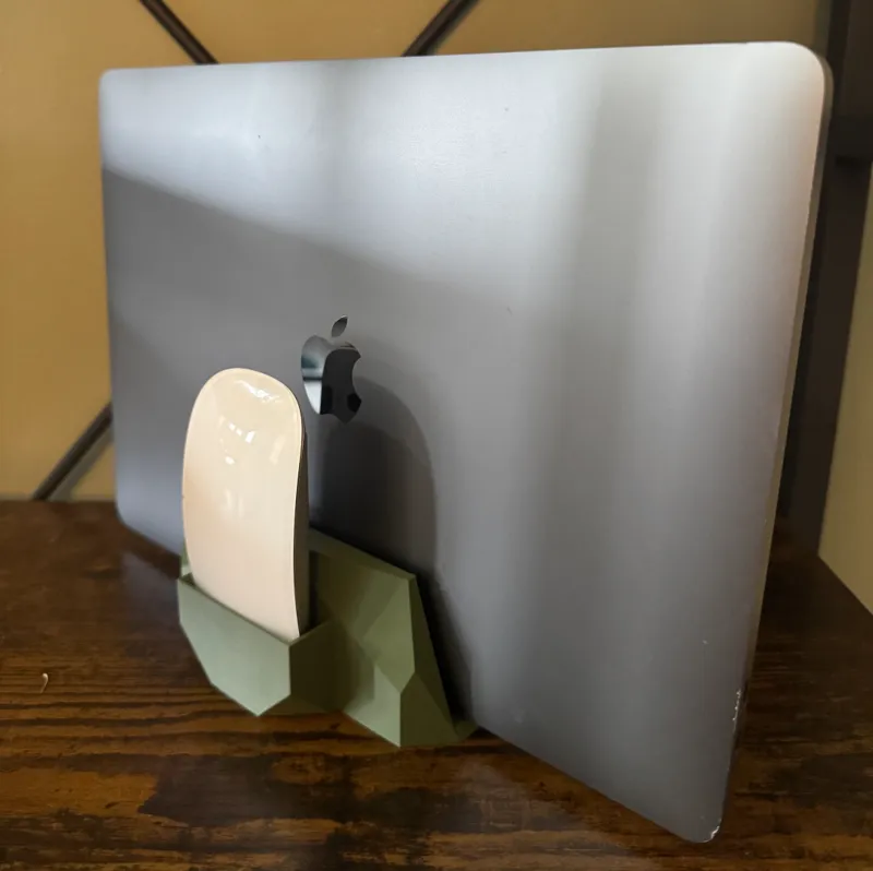 Vertical Laptop Stand with Apple Mouse Holder