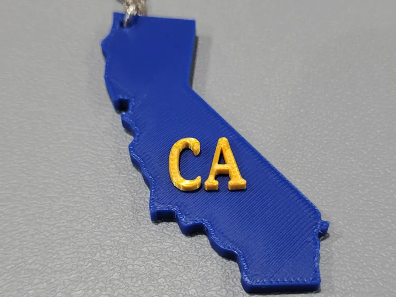 CA State outline keychain