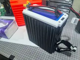 FPV磷酸铁锂电池包6S 20Ah 保护外壳