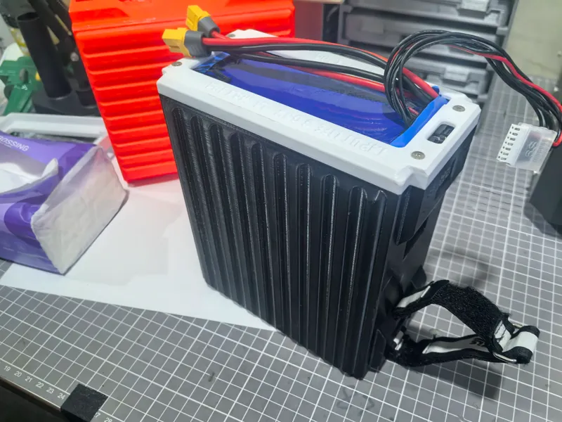 FPV磷酸铁锂电池包6S 20Ah 保护外壳