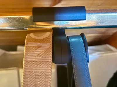 Double bag/backpack round rod hanger