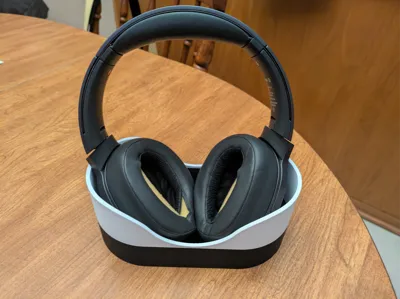 Headphone Holder