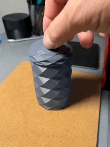 https://makerworld.bblmw.com/makerworld/model/US1bf95c4ed09e61/design/2024-03-18_2d6244a50e1888.gif