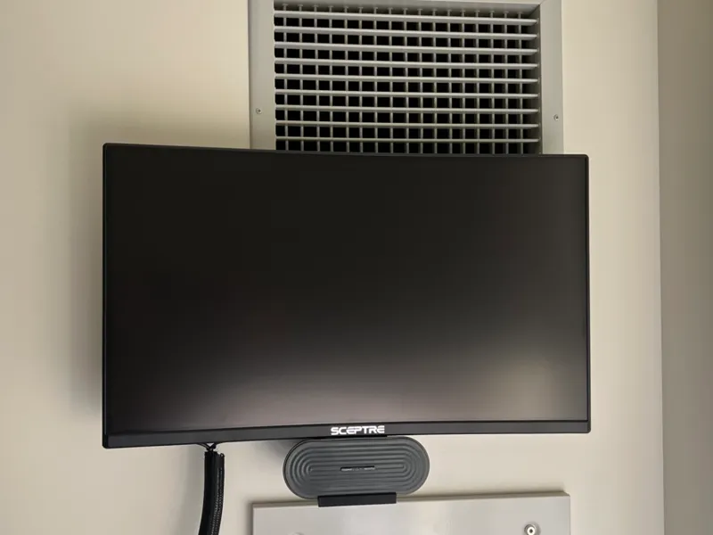 Dorm Monitor/TV VESA Mount For AC Vent