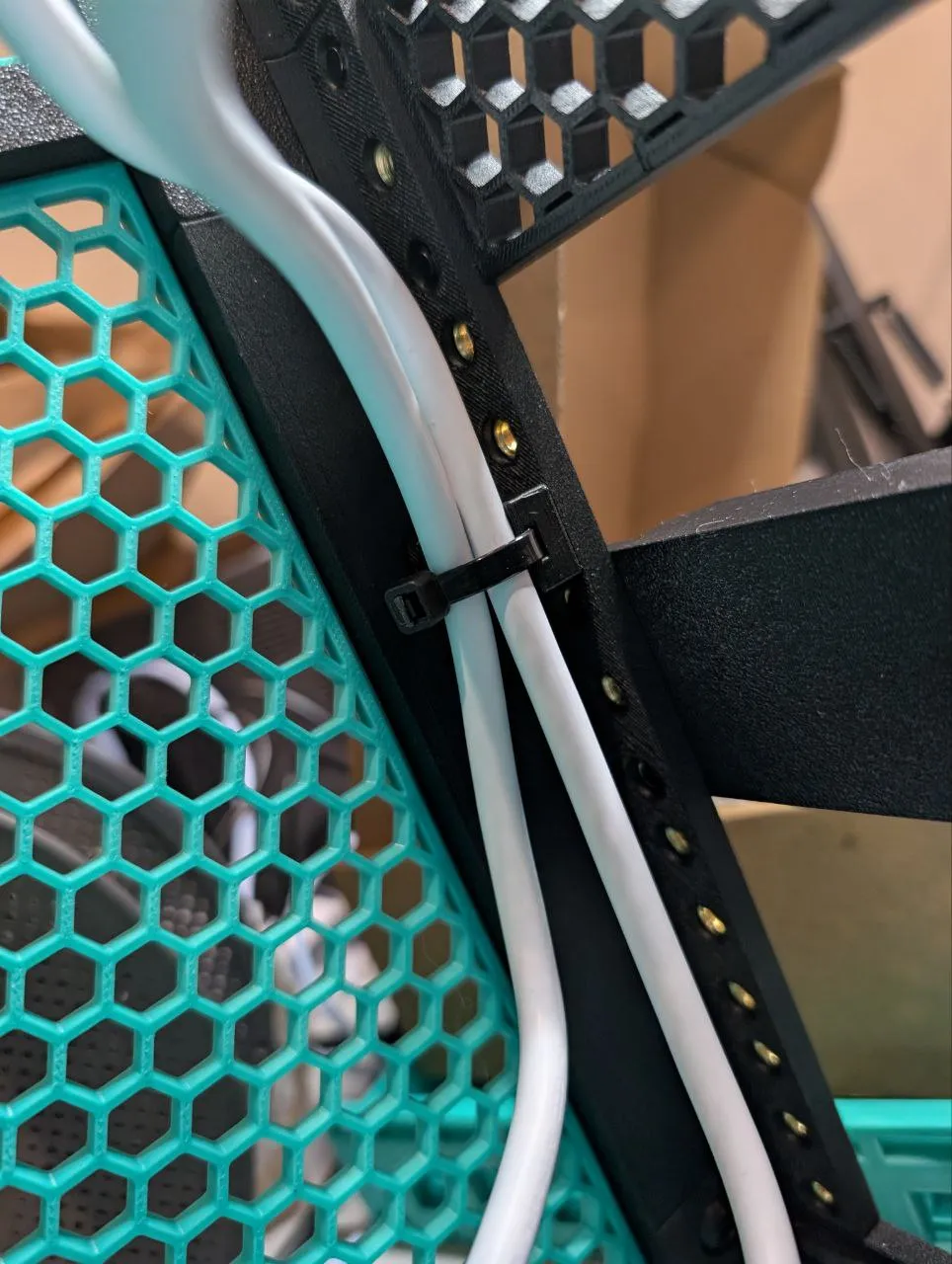 Lab Rax Server Rack Corner Cable Tie Management - Free 3D Print Model ...