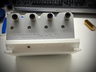 BMCU ceiling wall holder narrow