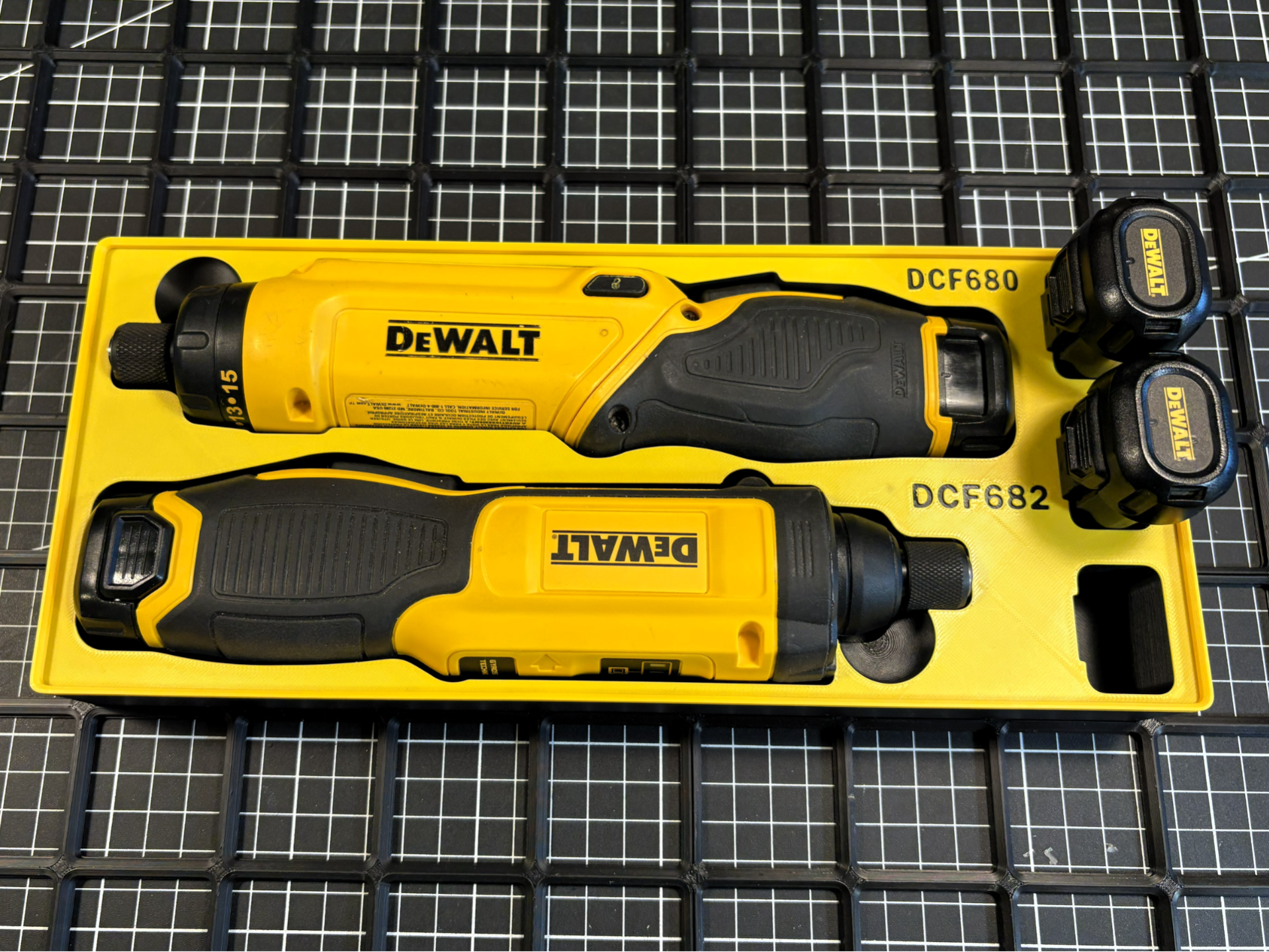 3x7 Gridfinity DeWalt DCF680 & DCF682 & Batteries