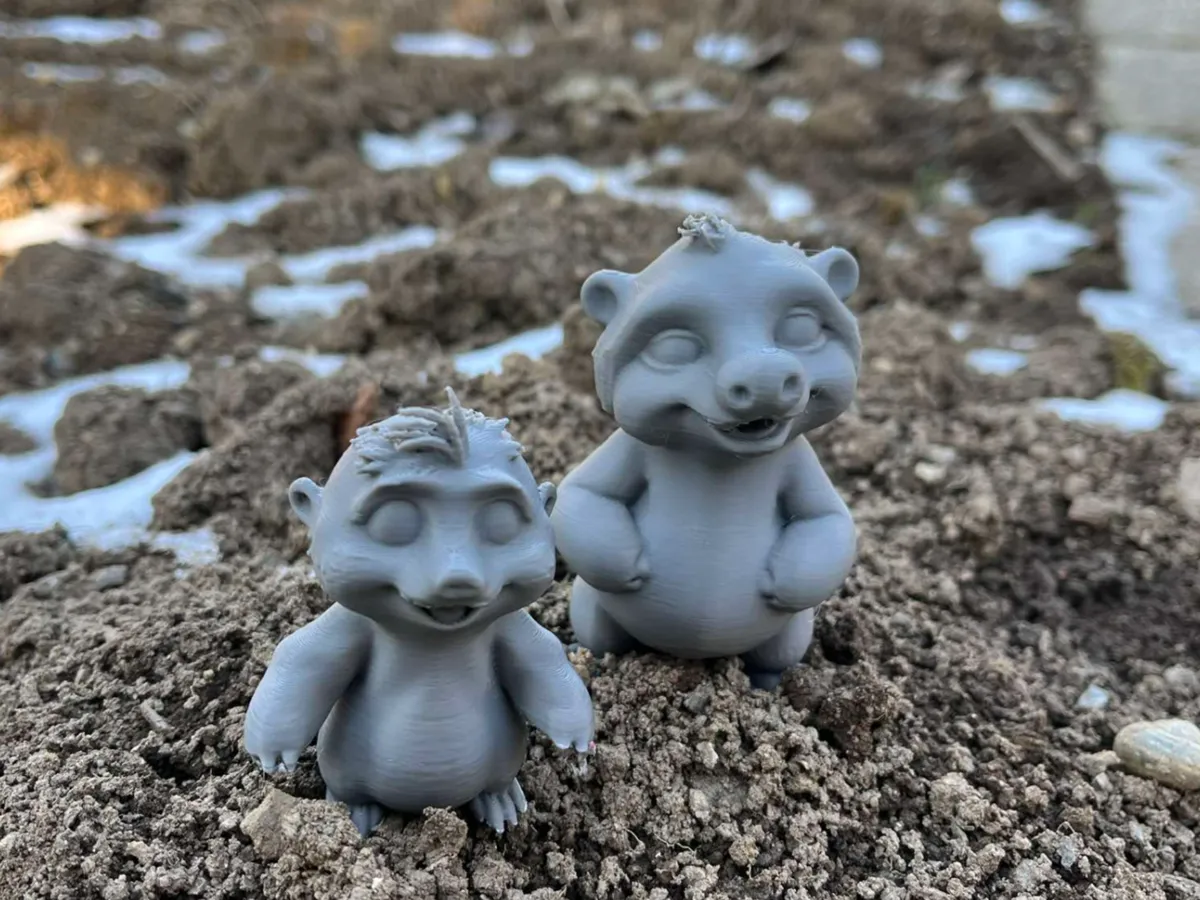 Figurines taupes mignonnes