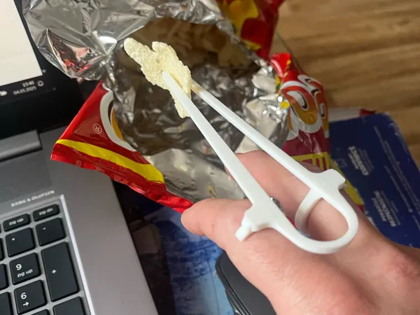 Pince à chips et nachos