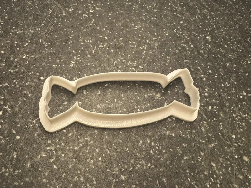 Candy cookie cutter