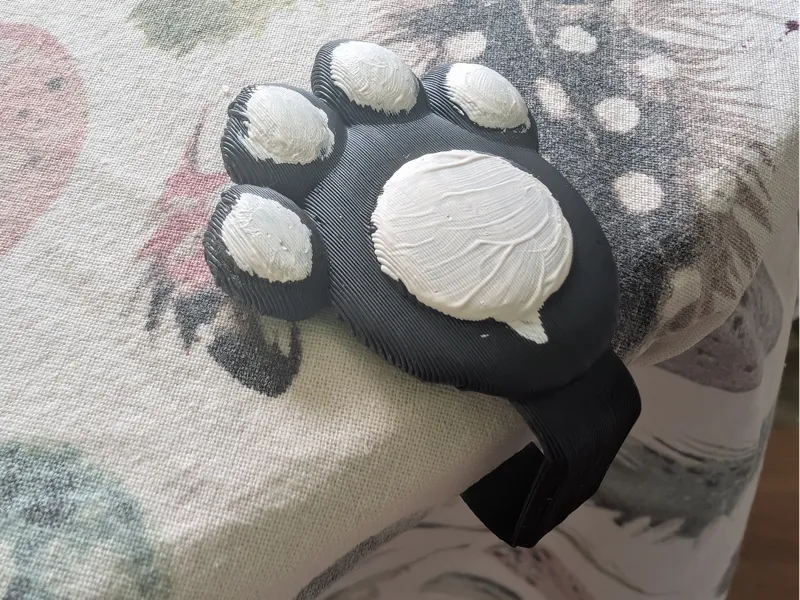Cat paw table cloth clip 17-20mm