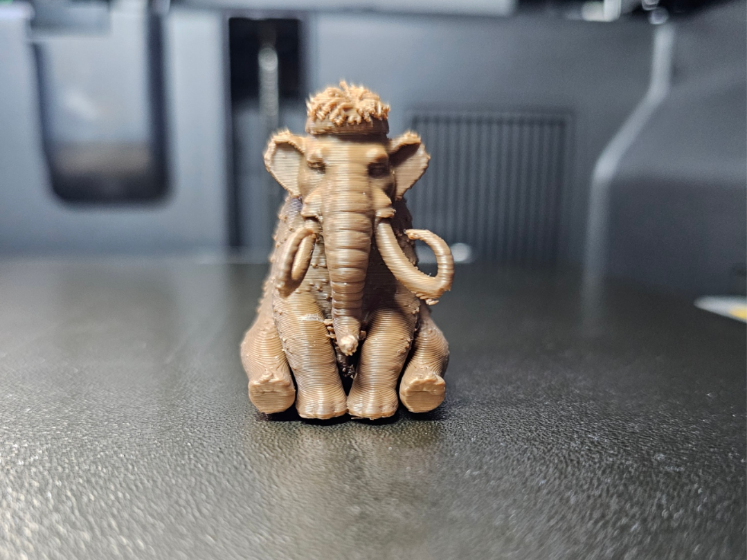 Mammut sitzend -  Tiere aus alter Zeit