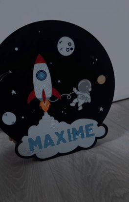 Customizable children's space light box