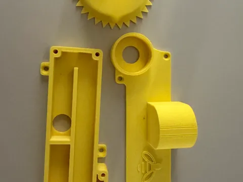 Modelo para impresión 3D: Entrada com alimentador de abelha sem ferrão ASF — referencia de MakerWorld