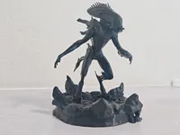 Figurine Alien silencieux — photo 2