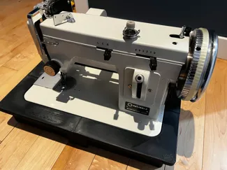 "Sailrite" sewing machine base