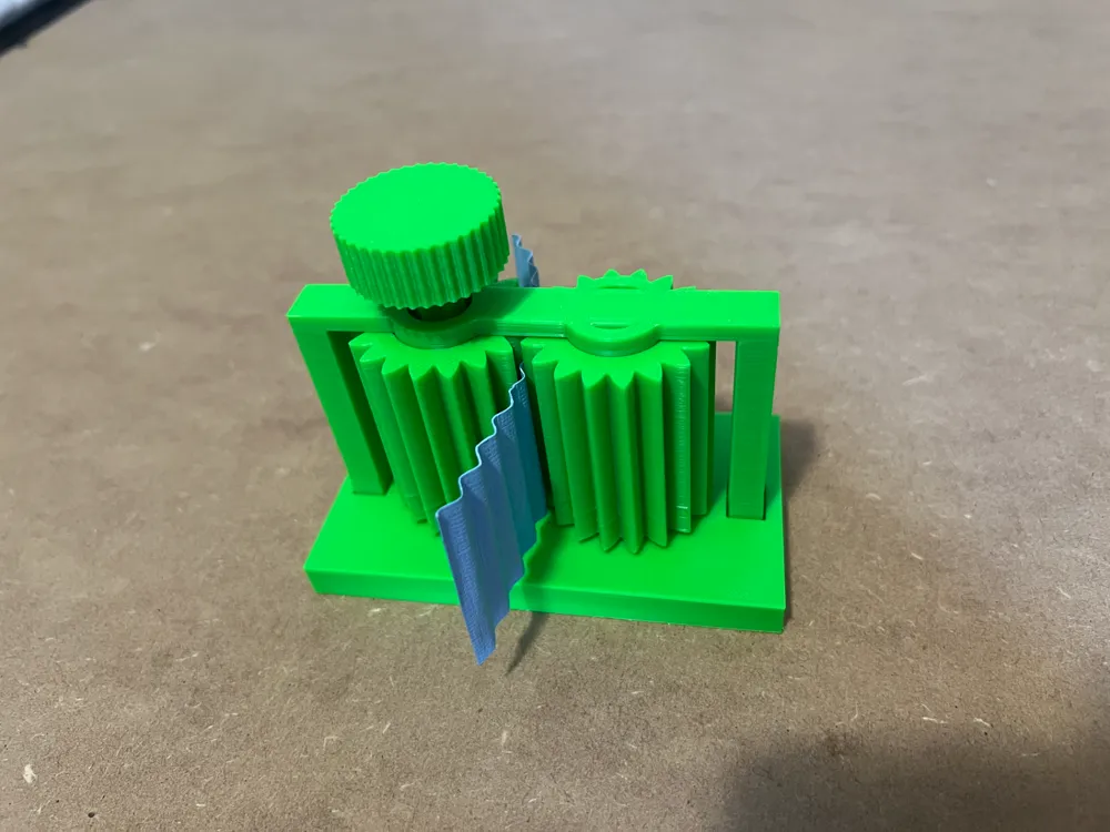 Paper Crimper (50mm Tall) by Craig96 MakerWorld