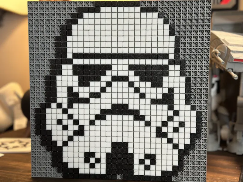 Stormtrooper Helmet Pixel Art/Sign