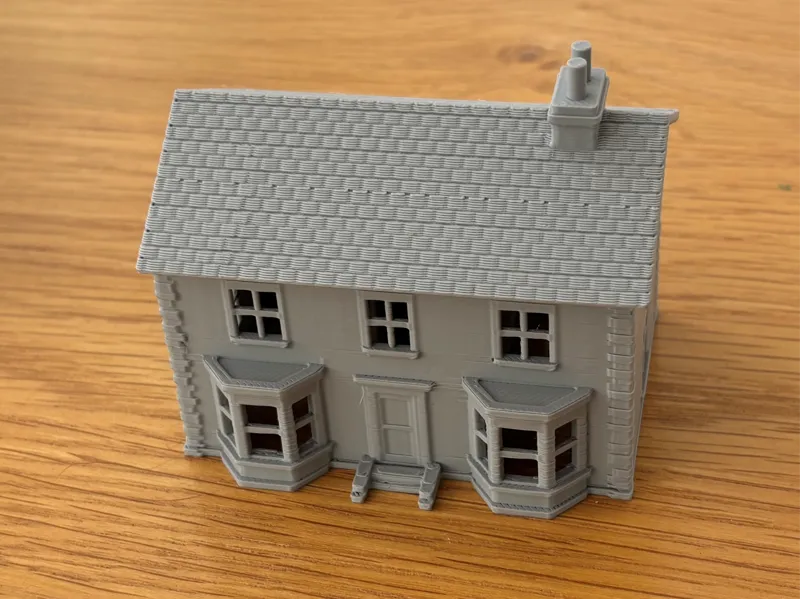 N Scale House Model Railway / Diorama
