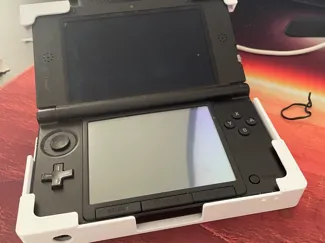 3DS XL kiosk holder / stand