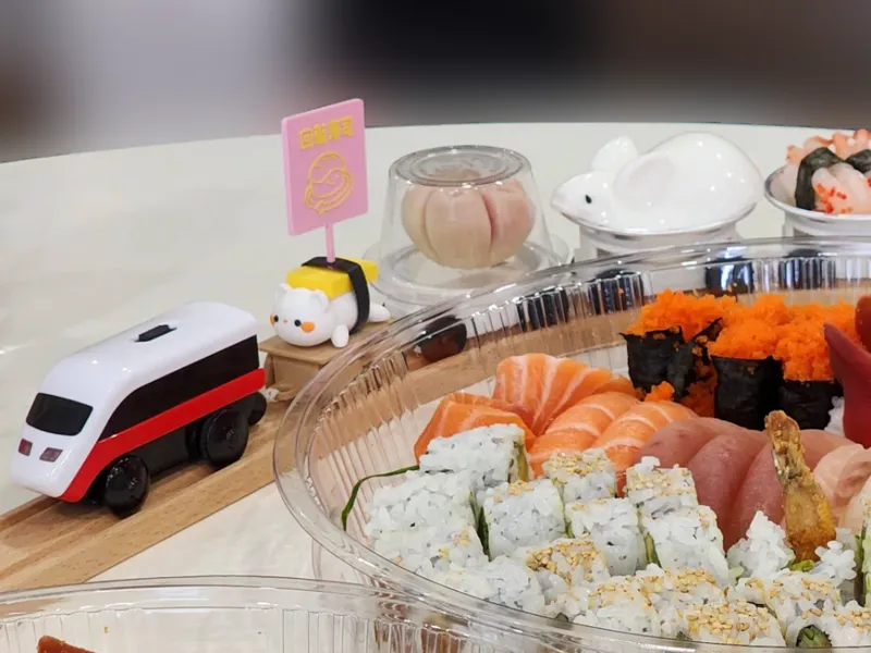 Sushi train