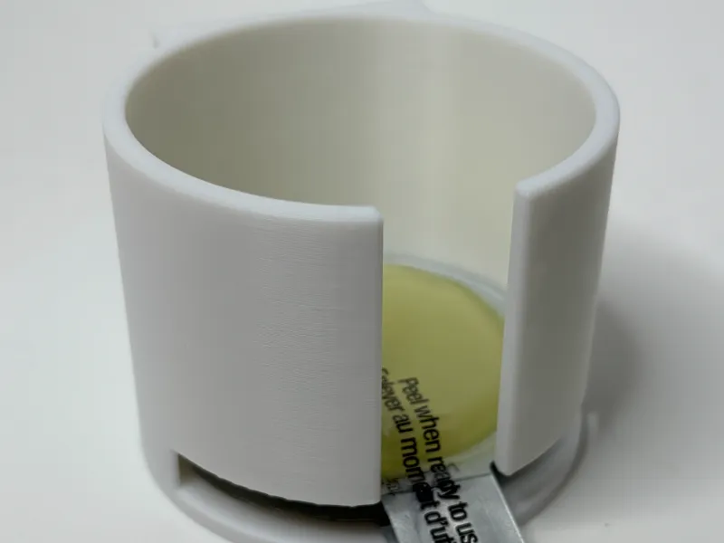 Bath and Body works car fragrance refill holder