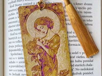 HueForge Goddess Bookmark