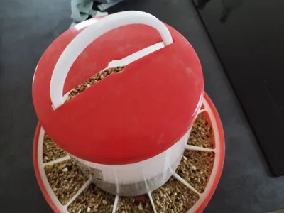 Replacement Handle/Hanger Chicken Feeder GarPed