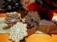 Gingerbread Snowflake Box (single color - best quality)