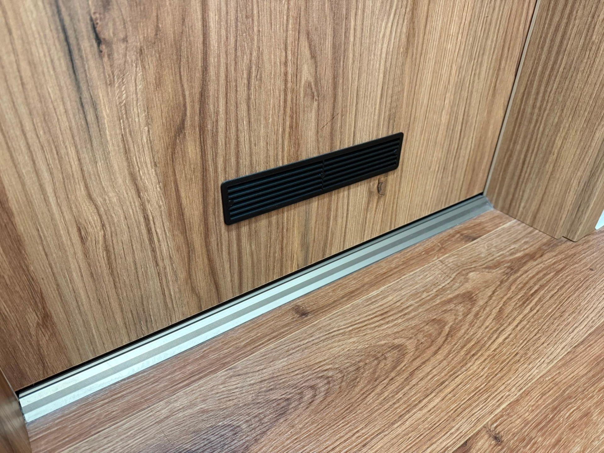 Door vent for 40mm door thickness (2 size) 