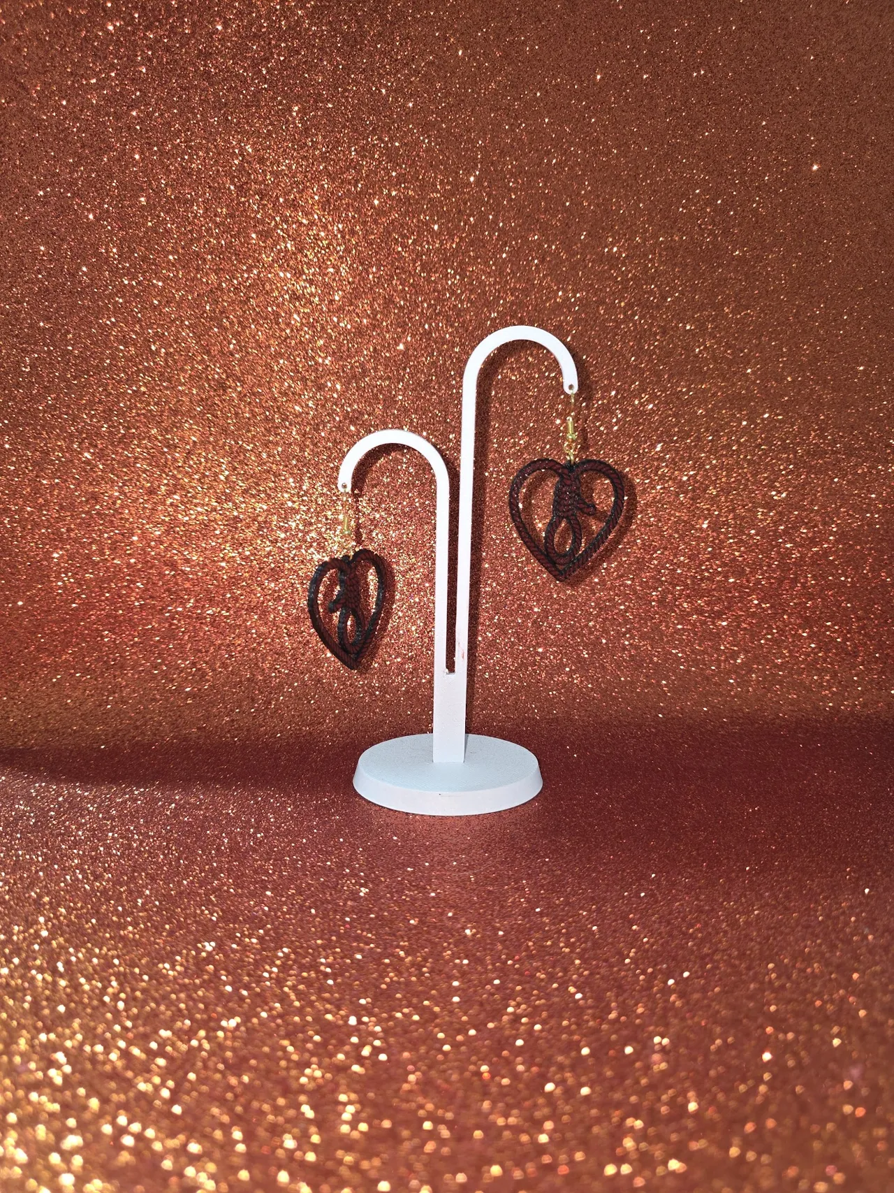 Noose in the heart earrings view 3