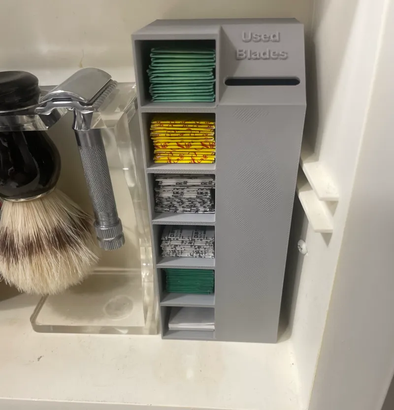 Vertical Razor Blade Organizer and Disposal