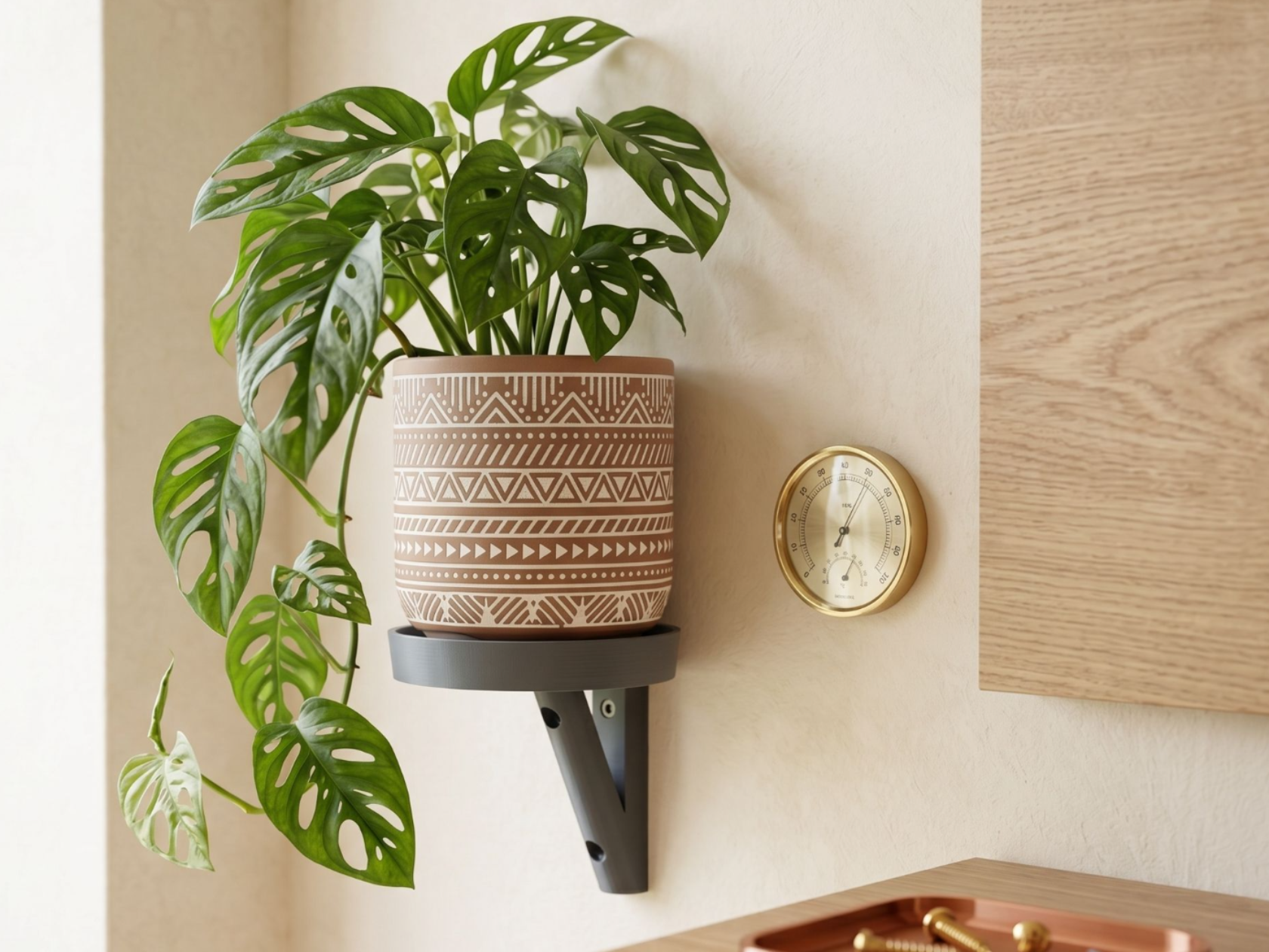 Minimalist Wall-Mounted Planter Shelf (105mm)