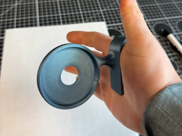 Manchette téléphone adaptée — droite