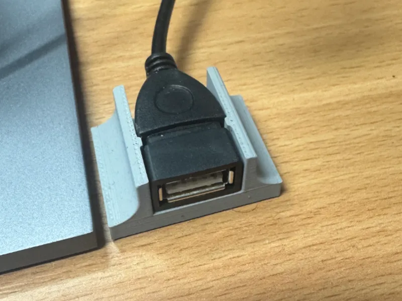 USB cable extension "base"