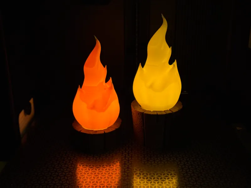 Ledtealight flame with wood stand