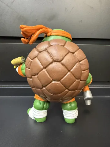 Figura decorativa: TMNT Michelangelo Mikey chibi — vista de referencia 5