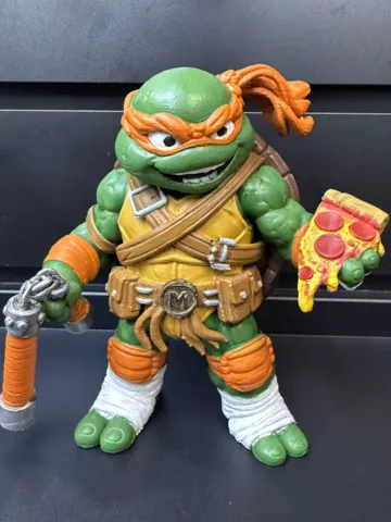 Figura decorativa: TMNT Michelangelo Mikey chibi — vista de referencia 2