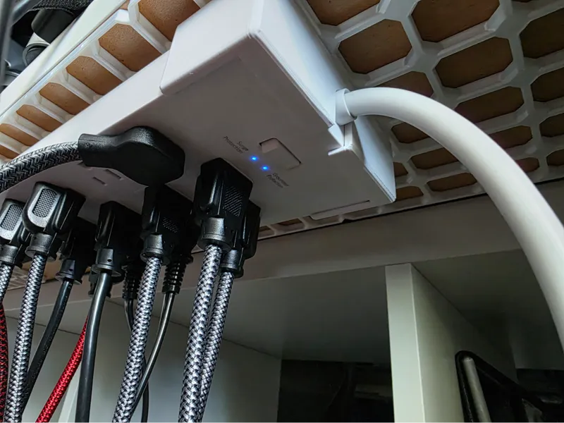 openGrid - Underware - Anker 351 Power Strip