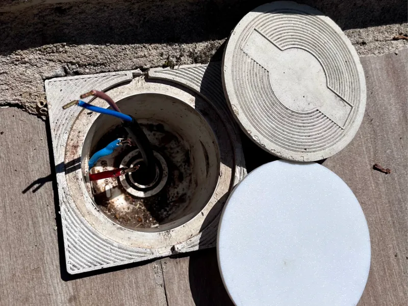 Couvercle de boitier de jonction étanche BC84 BWT