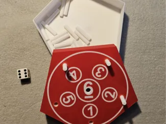 Würfelspiel "Stifte versenken"