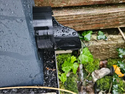 Rain pipe outlet