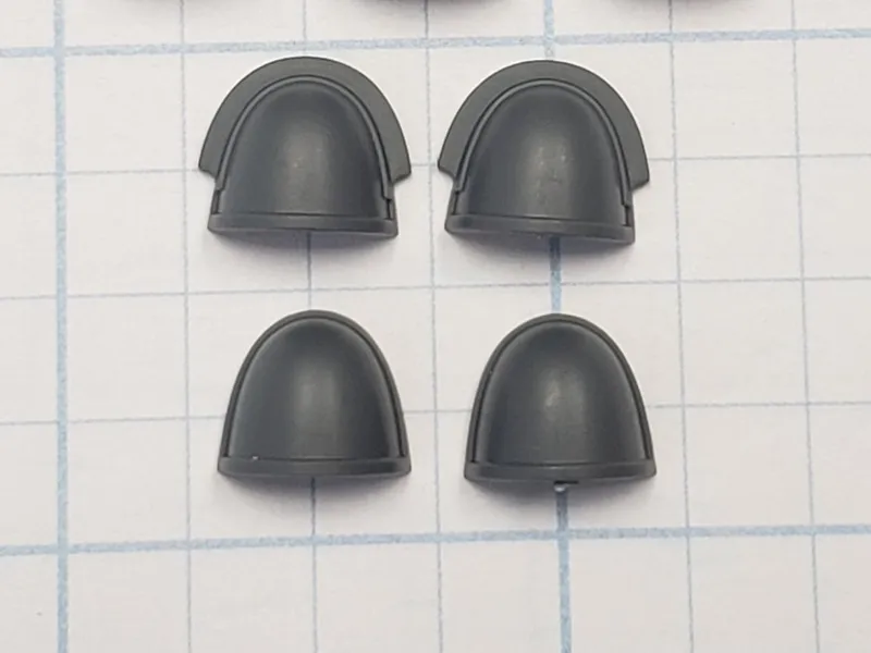 Shoulderplates for Space Farmers 40k
